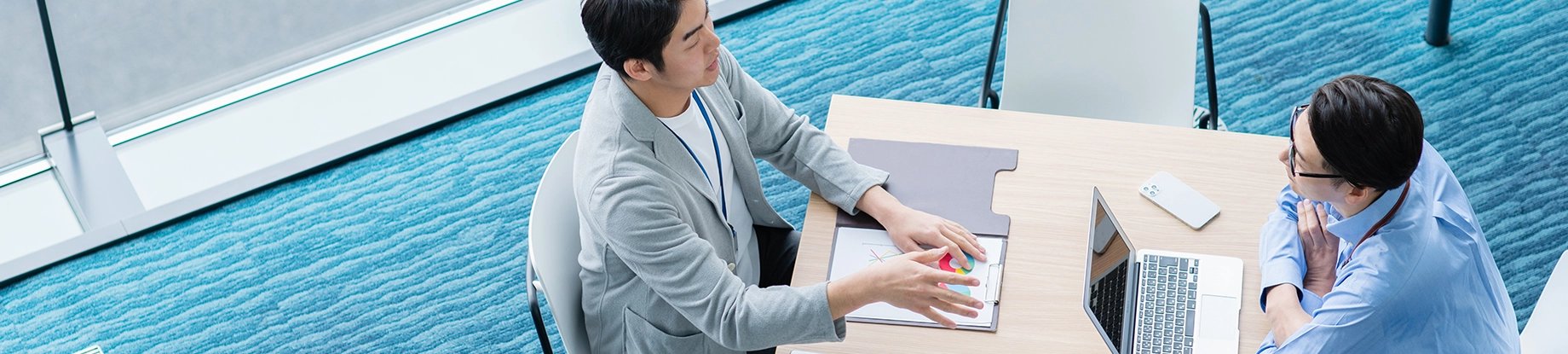 キャリア採用情報
